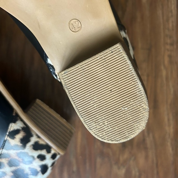 Leopard Print Women’s Ankle Boots - Picture 2 of 6